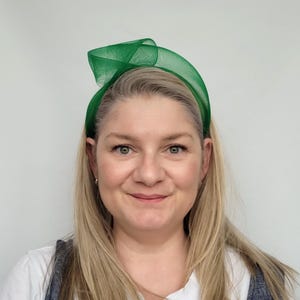 Emerald Green Crinoline Knot Headband, Emerald Green Fascinator Headband, Green Statement Headband, Green Wedding Fascinator, Vegan Headband