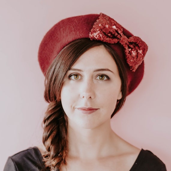 Wine Red Wool Felt Beret Hat With Wine Red Sequin Bow  display picture 2
