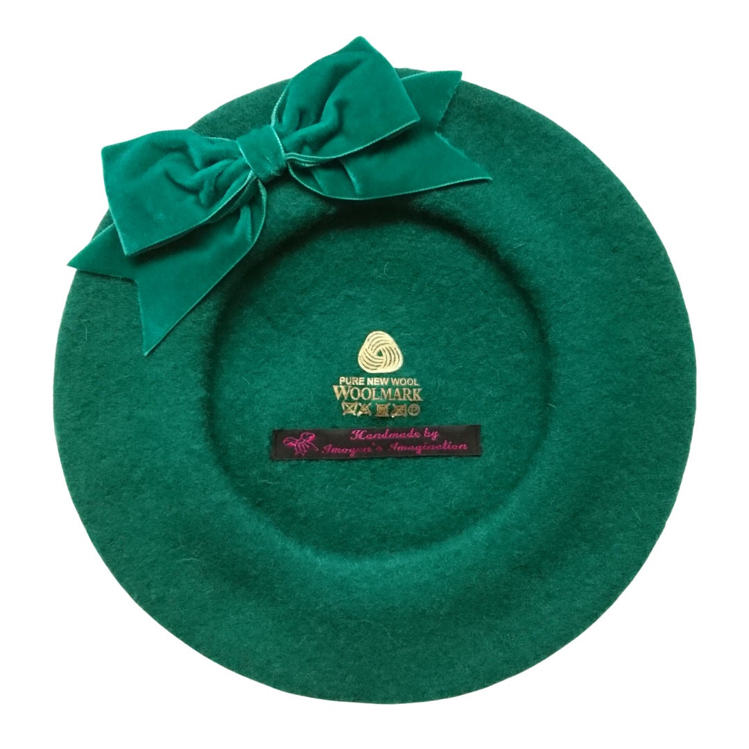 Emerald Green Wool Felt Beret Hat With Green Velvet Ribbon  display picture 1