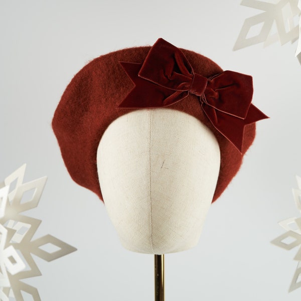 Russet Red Wool Felt Beret Hat with Russet Velvet Ribbon Bow, Russet French Beret Hat, Russet Women's Winter Hat, Russet Beret with a Bow