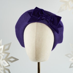 Purple Wool Felt Beret Hat with Purple Velvet Ribbon Bow, Purple French Beret Hat, Purple Women&#39;s Winter Hat, Purple Beret with a Bow
