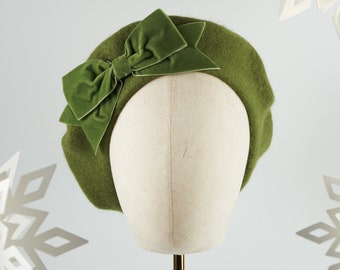 Moss Green Wool Felt Beret Hat with Green Velvet Ribbon Bow, Green French Beret Hat, Green Women's Winter Hat, Green Beret with a Bow