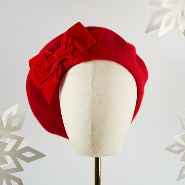 Béret en feutre de laine rouge écarlate avec noeud en ruban de velours rouge, béret rouge français, chapeau d'hiver rouge pour femme, béret rouge avec noeud