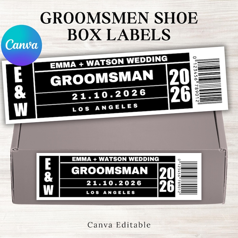 Pu&ograve; includere: Una scatola da scarpe grigia con due etichette in bianco e nero. Le etichette riportano "GROOMSMAN" e includono i dettagli del matrimonio, una data e un codice a barre. Il testo "GROOMSMEN SHOE BOX LABELS" &egrave; in alto.