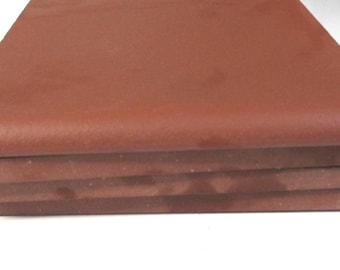 Quatro ladrilhos quadrados de terracota de 15 cm x 15 cm