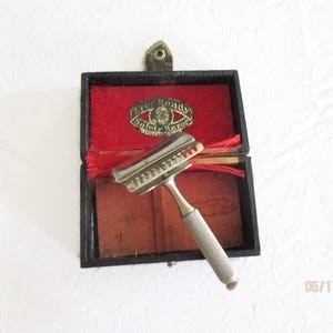 Retro Travel Razor and Case Vintage Ever Ready Safety Razor Blade Antique Single Edge Razors Vintage Shaving Accessories