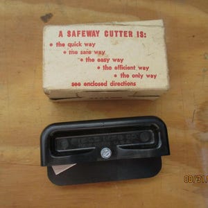 Vintage Safeway Carton Cutter Field Mfg Co New York Safety Tool Supply Crafting Paper Cutting Original Box 1950's Father's Day Gift