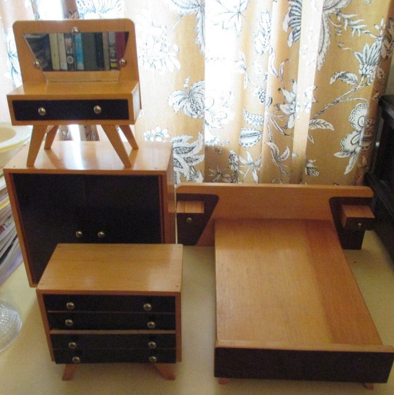 Mcm cheap bed set
