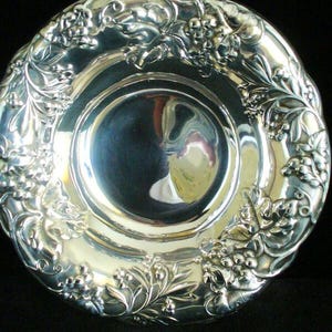 Silberplatte Schale Pilgrim Silver Co Vintage Candy Dish Repousse &#39;Silberplatte Geschenk Tabletop Decor Housewarming Geburtstag