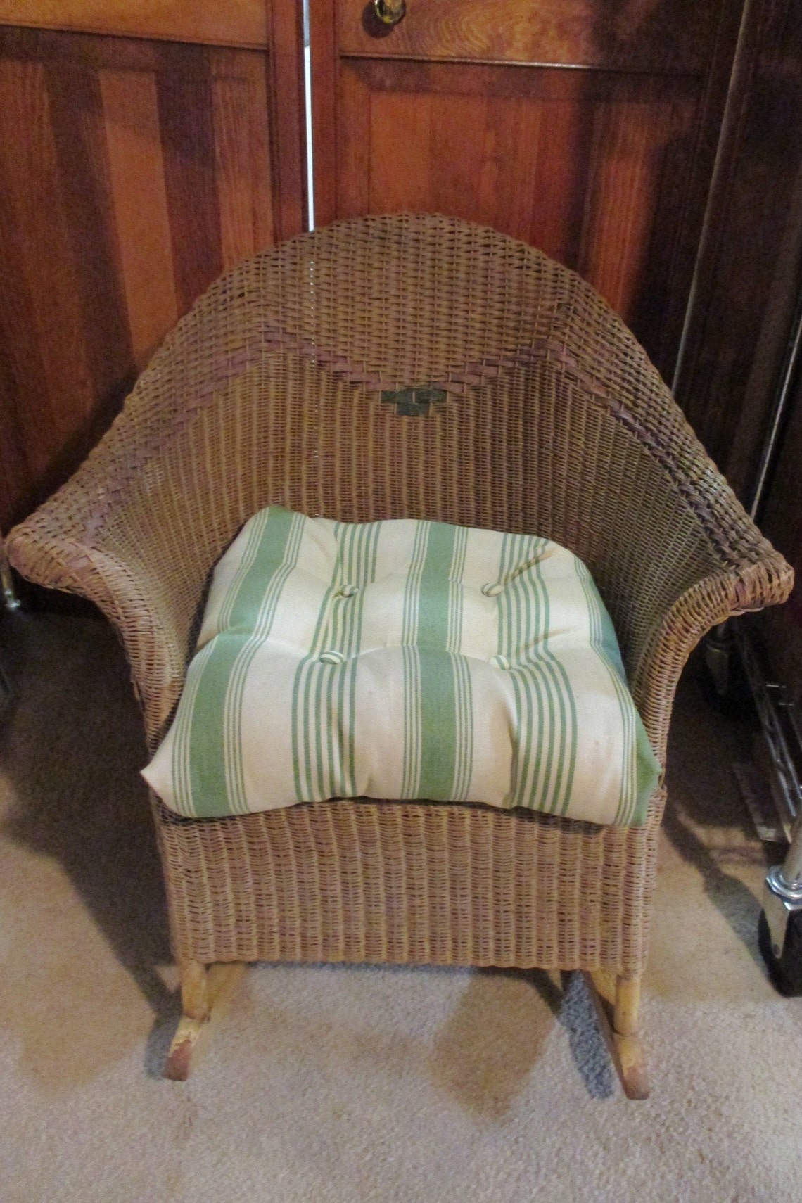 Silla mecedora de mimbre para niños cubierta a mano cojín de | Etsy