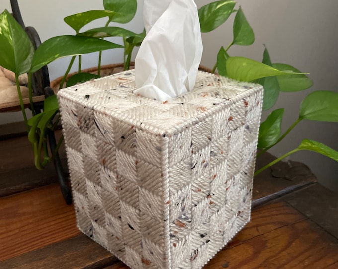 Black - Madur Grass Tissue Box (4 x 10 in) 01