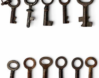 Vintage Door Key Set, 11 Pieces Antique Metal Skeleton Keys, Decorative Rustic Collection For Crafts, Old Fashioned Art Decor Gifts