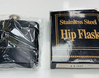Flasque de hanche en acier inoxydable noir mat, Verres de poche de 5 oz, Bouteille étanche à bouchon à vis, Coffret cadeau premium pour hommes, Équipement quotidien élégant