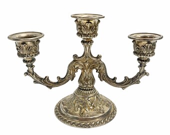Candelabro vintage a 3 bracci, portacandele in metallo fuso, decorazione color ottone anticato, centrotavola classico, candeliere gotico ornato