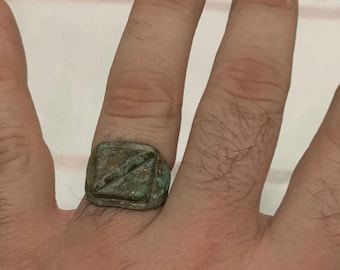 Anello con sigillo bizantino in bronzo, antico manufatto dell'Impero Romano, simbolo religioso, gioiello storico da collezione unisex, regalo a tema storico