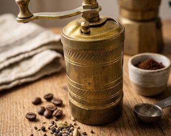 Vintage Brass Coffee Grinder, Mini Ottoman Style Spice Mill, Turkish Pepper Grinder, 1970s Collectible, Authentic Handheld Mill, 8 cm