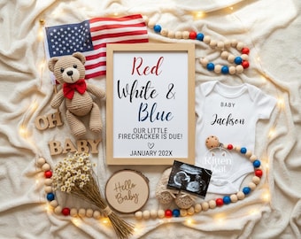 Anuncio de embarazo para el 4 de julio: plantilla digital en rojo, blanco y azul, bandera estadounidense, Día de la Independencia, osito de peluche bohemio, descarga instantánea
