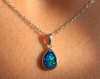 Opalkette mit australischem Opalanhänger in 925 Silber – Teardrop Blauer Opal - Echter Opal Schmuck - australischer opal