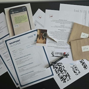 Escape Box Criminal Investigation – French version(Not to Print)Ready to use!Detective File,Real Lock,Realistic Documents & QR Digital Clues