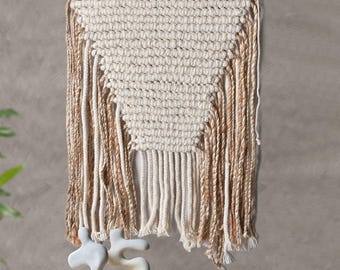 Handwoven Jute Wool Wall Hanging, Neutral Boho Tapestry, Rustic Farmhouse Decor