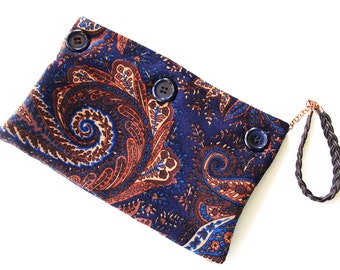 LEILA Dark Paisley Wristlet