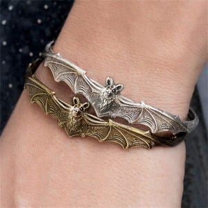Bohemian Bat Bracelet: Vintage Gothic Halloween Jewelry