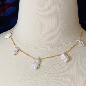 Weisser Keshi Perlen Choker. Gold Filled Perlen Station Halskette