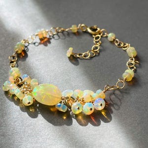 Etiopiskt opaltrådslindat guldfyllt armband