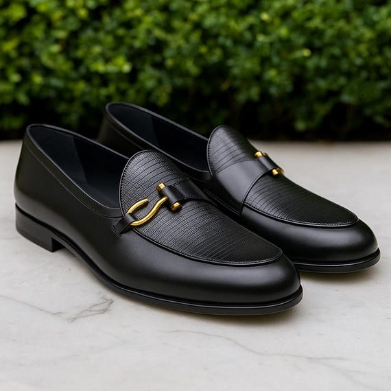 Handmade Black Leather Horsebit Loafers: Luxury Men display picture 2