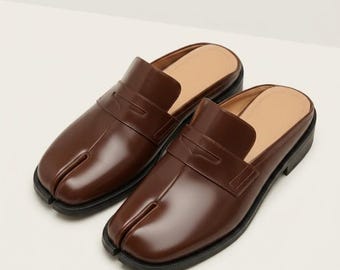 Handmade Brown Leather Tabi Mules, Split Toe Loafers for Men, Japanese Style Backless Shoes, Custom Made Leather Slip Ons, Unique Design