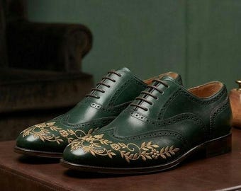 Groene leren oxfordschoenen heren, gouden bloemen gegraveerde jurk, schoenen bruiloft bruidegom