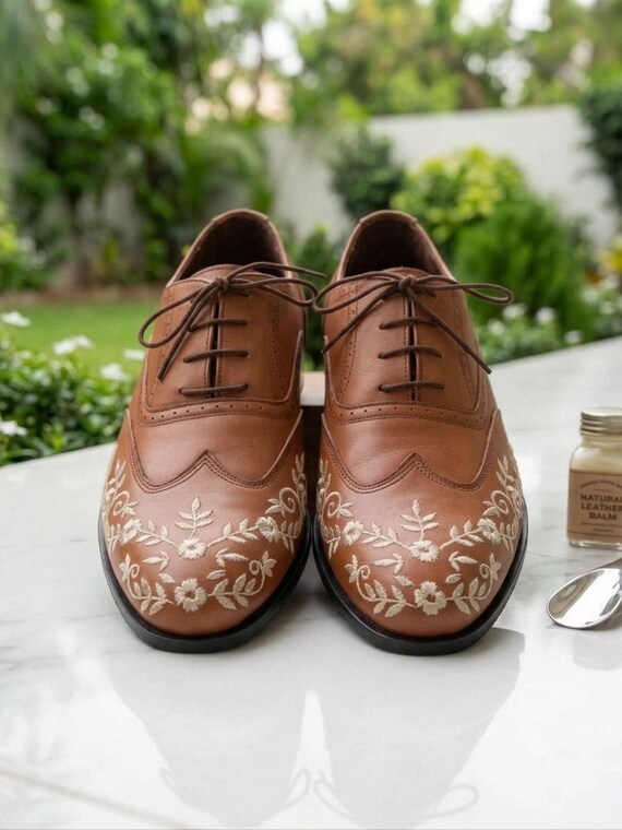 Handmade Leather Oxford Shoes: Floral Embroidered Brogue Dress Shoes