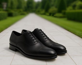Handgefertigte schwarze Leder Oxford-Schuhe für Herren: Klassische Cap Toe Anzugschuhe