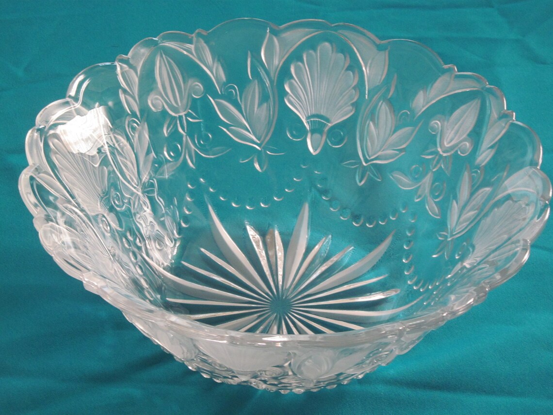 Beautiful Floral Crystal Bowl Fruit Bowl Decorative Glass Etsy