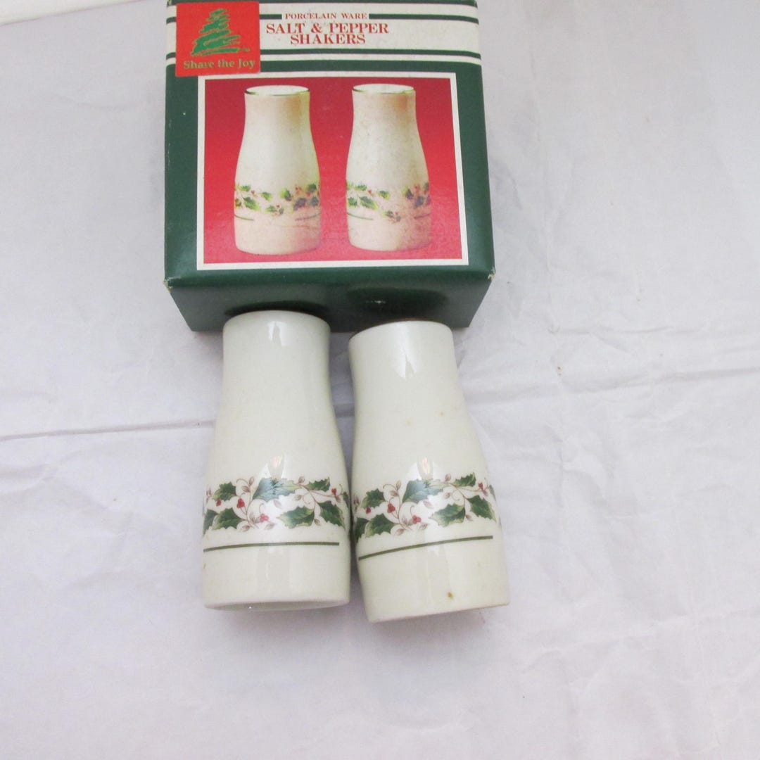 Porcelain Ware Salt Pepper Shakers, Made in Japan, Vintage Holliday