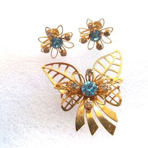 Vintage B.N. Brooch Earrings Set, Demi Parure Blue Rhinestones Gold tone