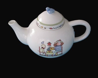 Simple Delights Ceramic Teapot, Sue Dreamer Friends, Holds 3 Cups Bird Finial