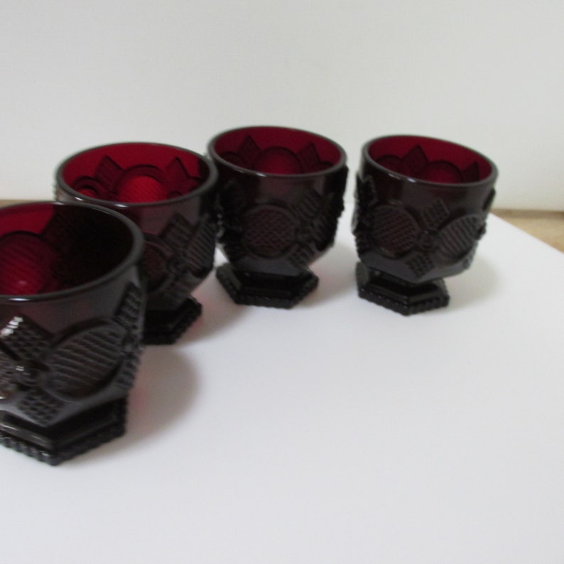 Ensemble de 4 verres à pied rouge rubis Cape Cod vintage image 6