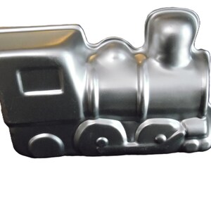 Wilton 3d Train Cake Pan Baking Pan Vintage 1998