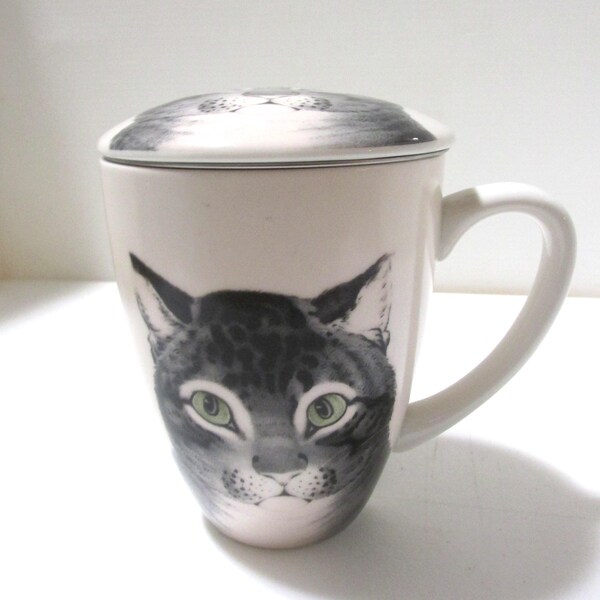 Metropolitan Museum of Art, The Favorite Cat Covered Mug with Tea Infuser 12 oz