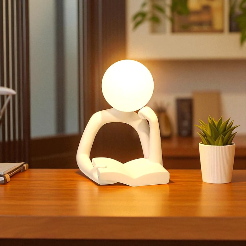 Lámpara de mesa con figura de lectura: lámpara de noche minimalista y escultural para el hogar o la oficina.
