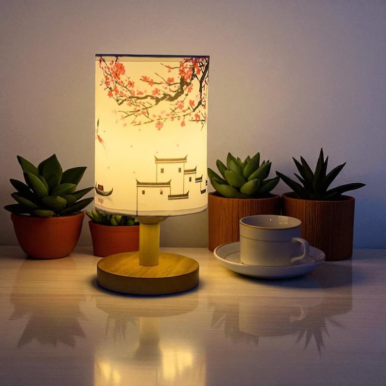 Lámpara de mesita de noche LED moderna y regulable: pantalla de tela cuadrada, enchufe europeo