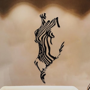 Abstract Woman Metal Wall Art: Modern Silhouette Sculpture