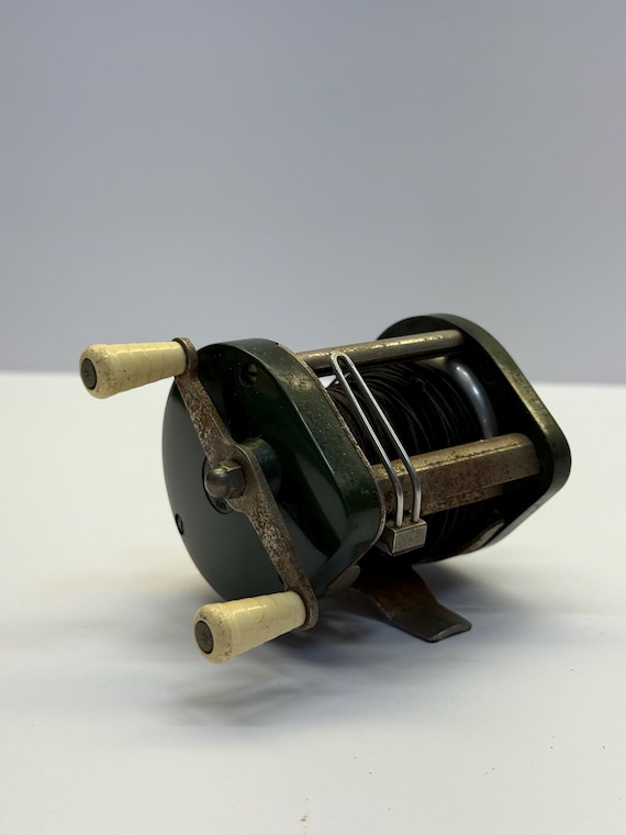 Moulinet De Pêche Ancien Ocean City 1581 - Vintage - Fonctionne - Pour Collection