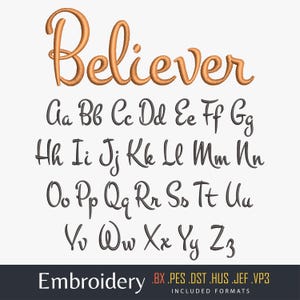 Pode incluir: Um conjunto de fontes de bordado digital com a palavra "Believer" em escrita dourada, e um alfabeto completo em cinza escuro, estilo manuscrito. A imagem inclui a palavra "Embroidery" e formatos de arquivo.