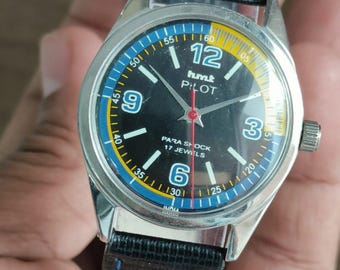 Reloj de pulsera vintage HMT Pilot mecánico de cuerda manual con esfera negra y 17 joyas para hombre.