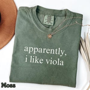 Comfort Colors® Tydligen gillar jag viola-tröja, viola-spelare-tröja, viola-flicka-tröja, viola-mamma-tröja, viola-förälder-tröja, present till violinist