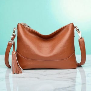 Genuine Leather Crossbody Bag, Elegant Shoulder Bag for Women, Minimalist Real Leather Purse in Multiple Colors, Everyday Stylish Handbag