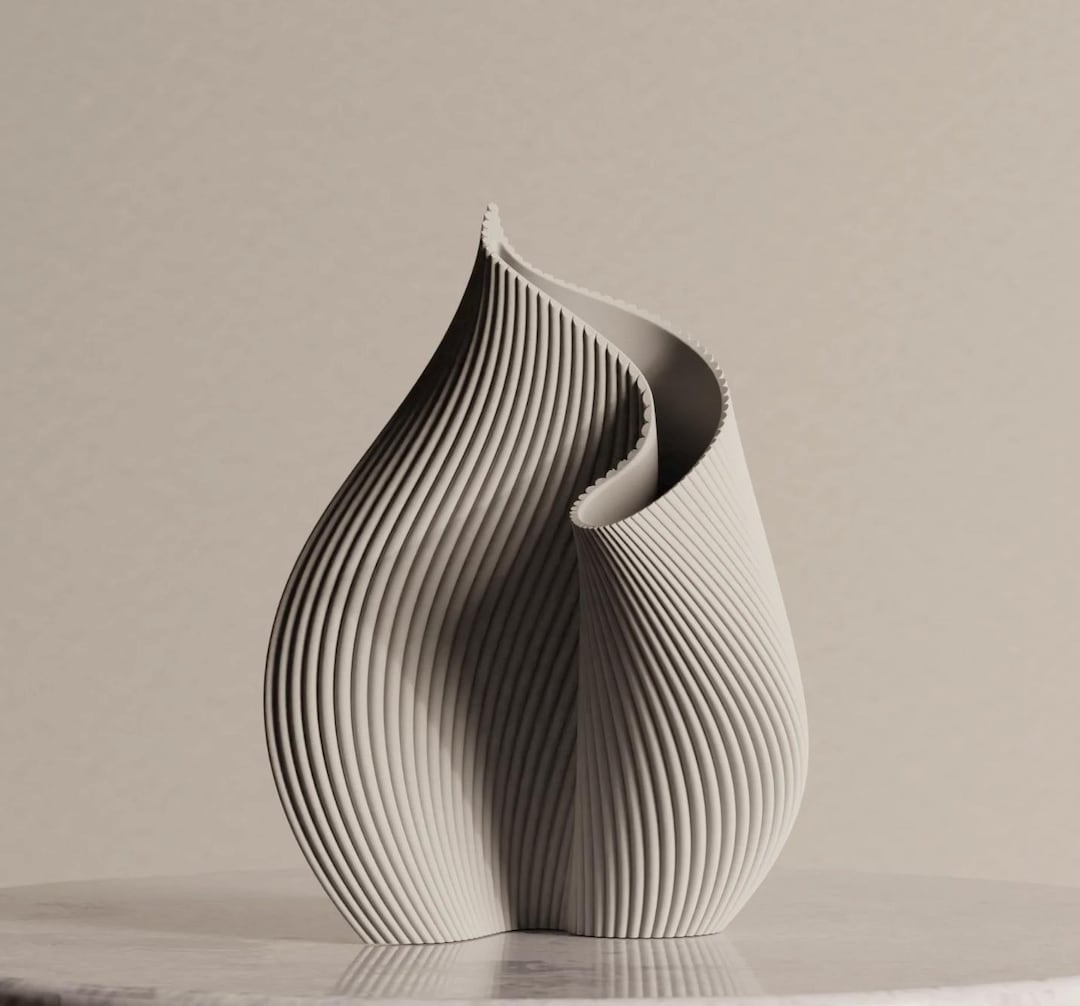 Modern Fluted Spiral Vase | Minimalist Home Decor | Elegant Table Centerpiece | Nordic Aesthetic Gift | Sculptural Vase