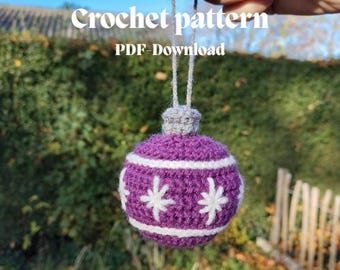 CROCHET PATTERN - Christmas Ornament Ball Hanger for in Christmas Tree - Beginner-Friendly - Instant PDF Download